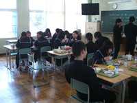 100408_3nenkyusyoku2kumi